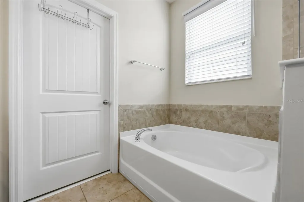 276 Drayton Avenue Davenport FL 33837