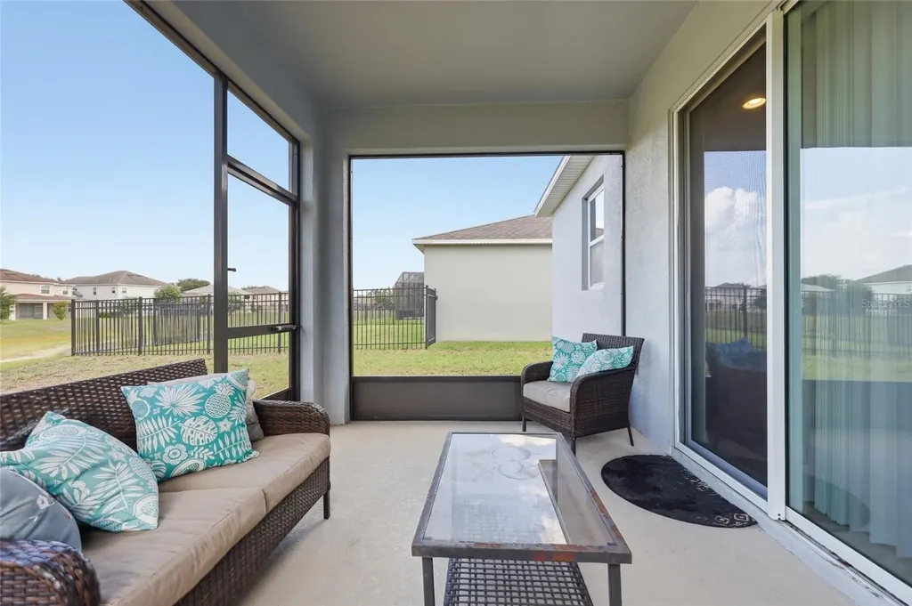 276 Drayton Avenue Davenport FL 33837