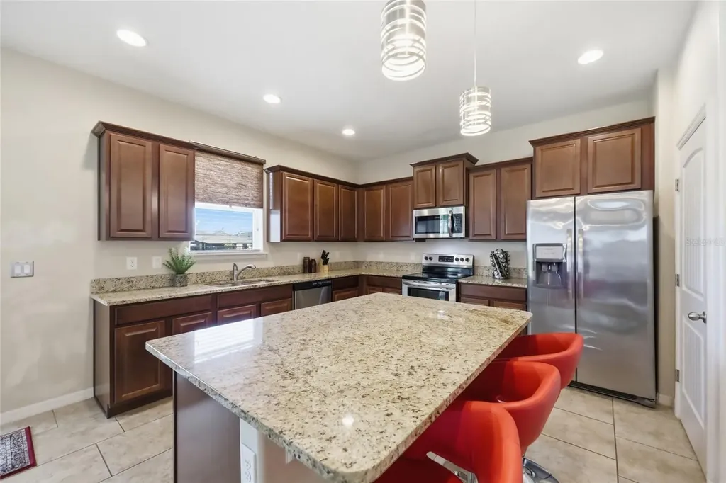 276 Drayton Avenue Davenport FL 33837