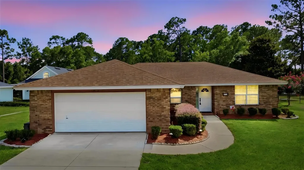 687 Winterberry Trail Deland FL 32724