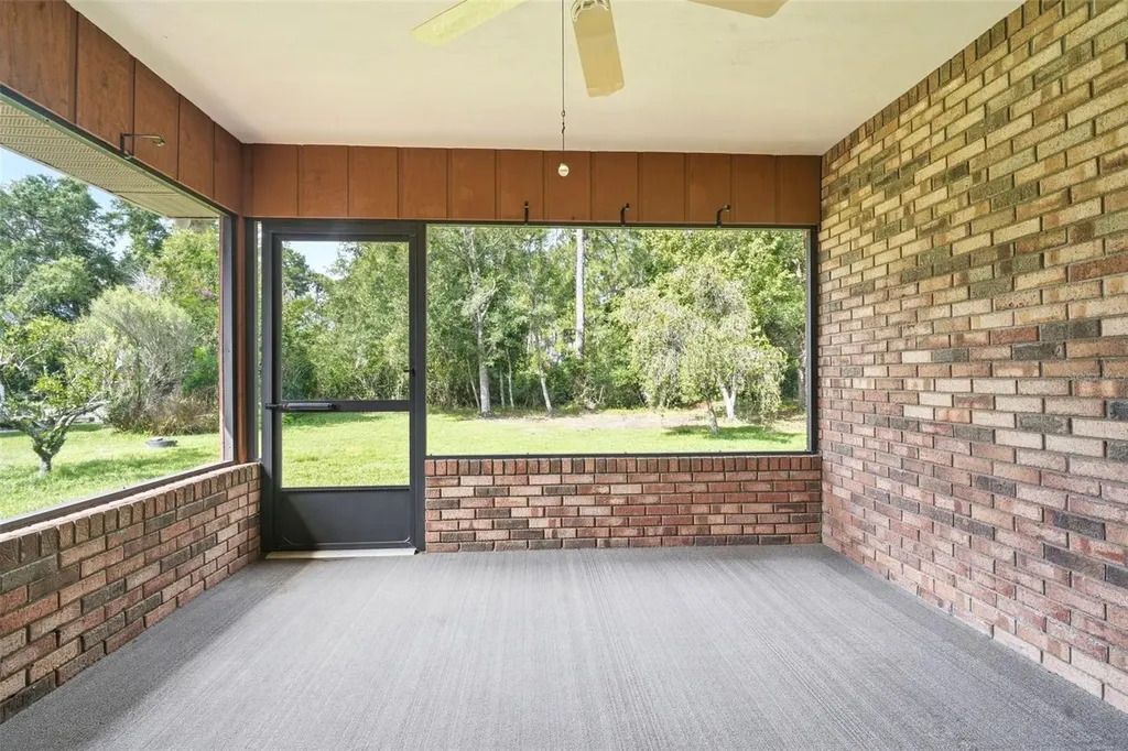 687 Winterberry Trail Deland FL 32724