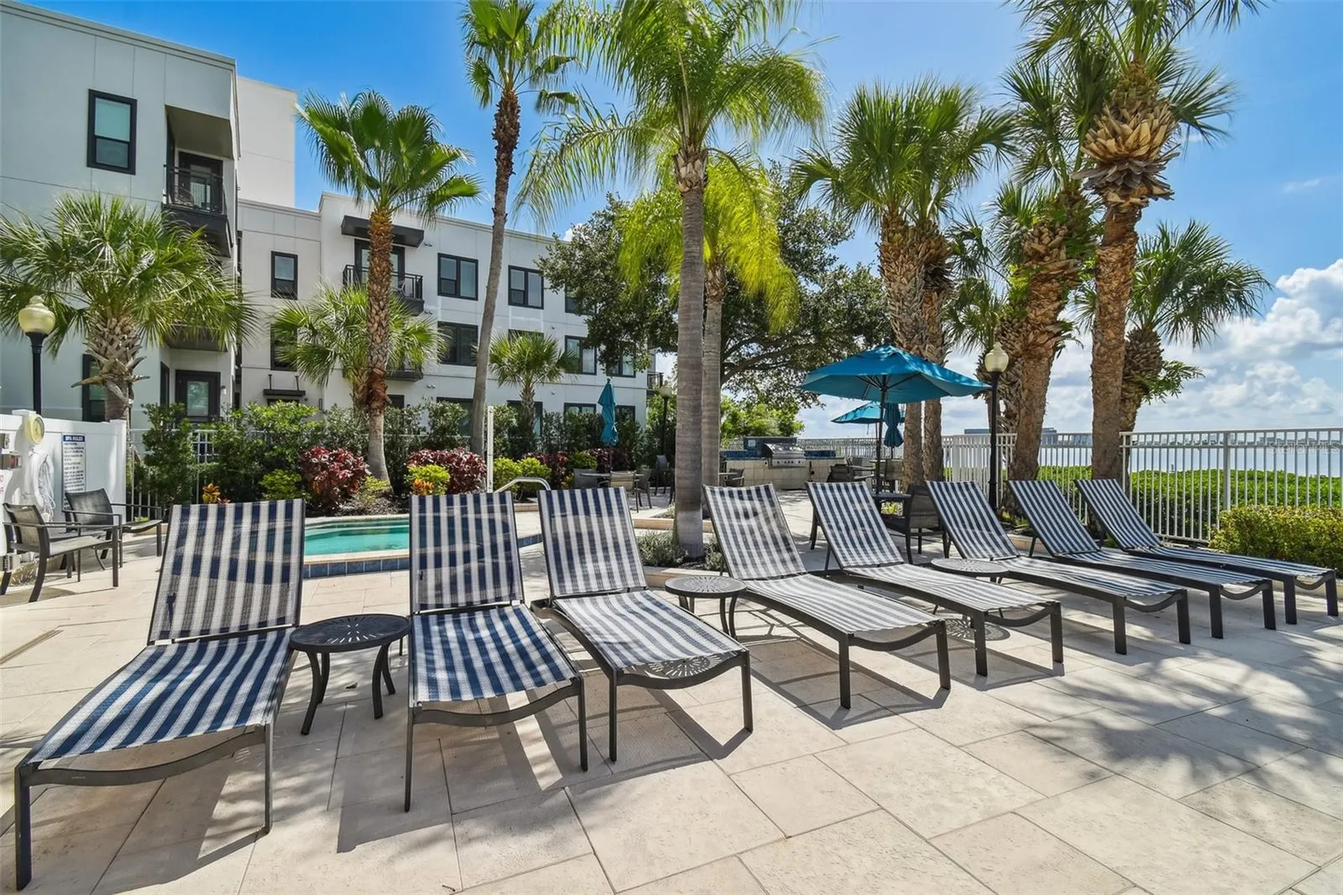1201 Bay Club Circle Tampa FL 33607