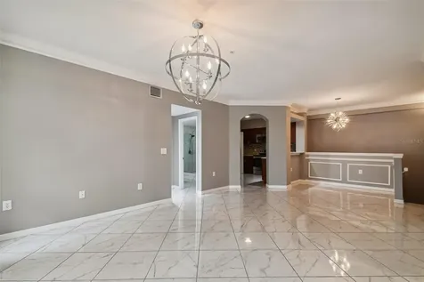 1201 Bay Club Circle Tampa FL 33607