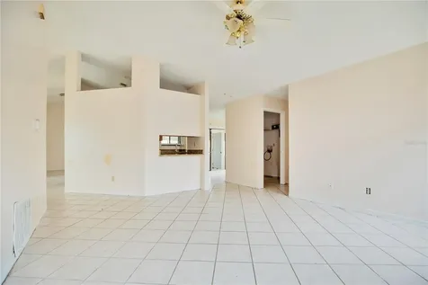 3210 Pell Mell Drive Orlando FL 32818