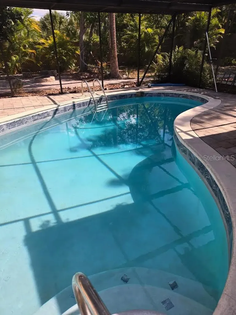 859 Patterson Drive Sarasota FL 34234