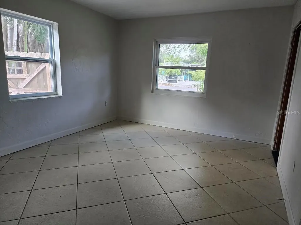 859 Patterson Drive Sarasota FL 34234