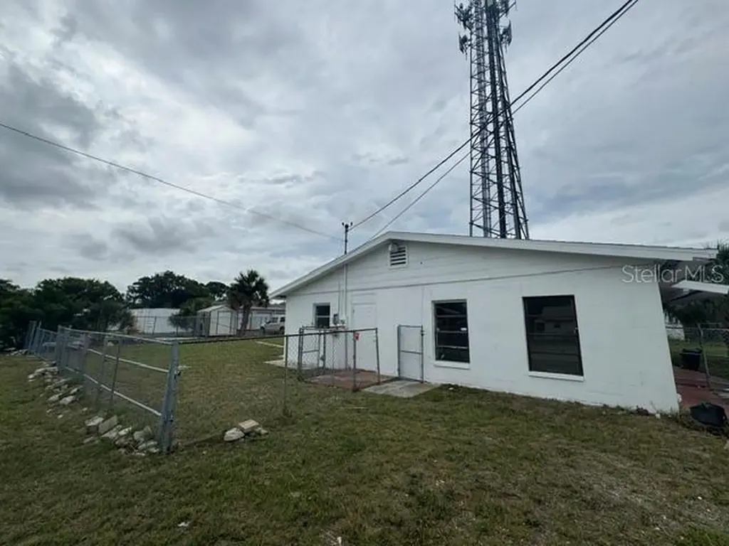 5018 Grand Boulevard New Port Richey FL 34652