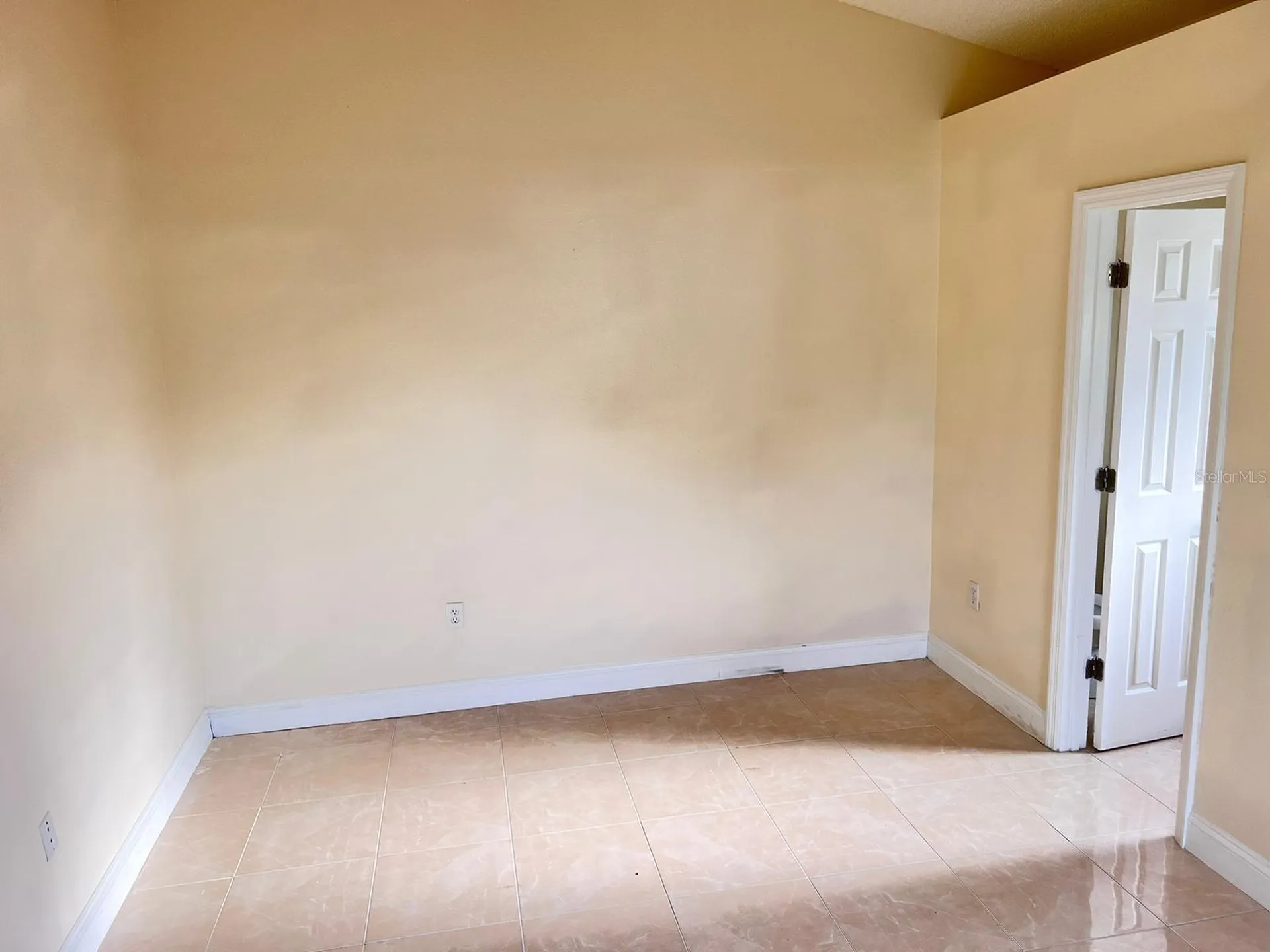 961 Derbyshire Drive Kissimmee FL 34758