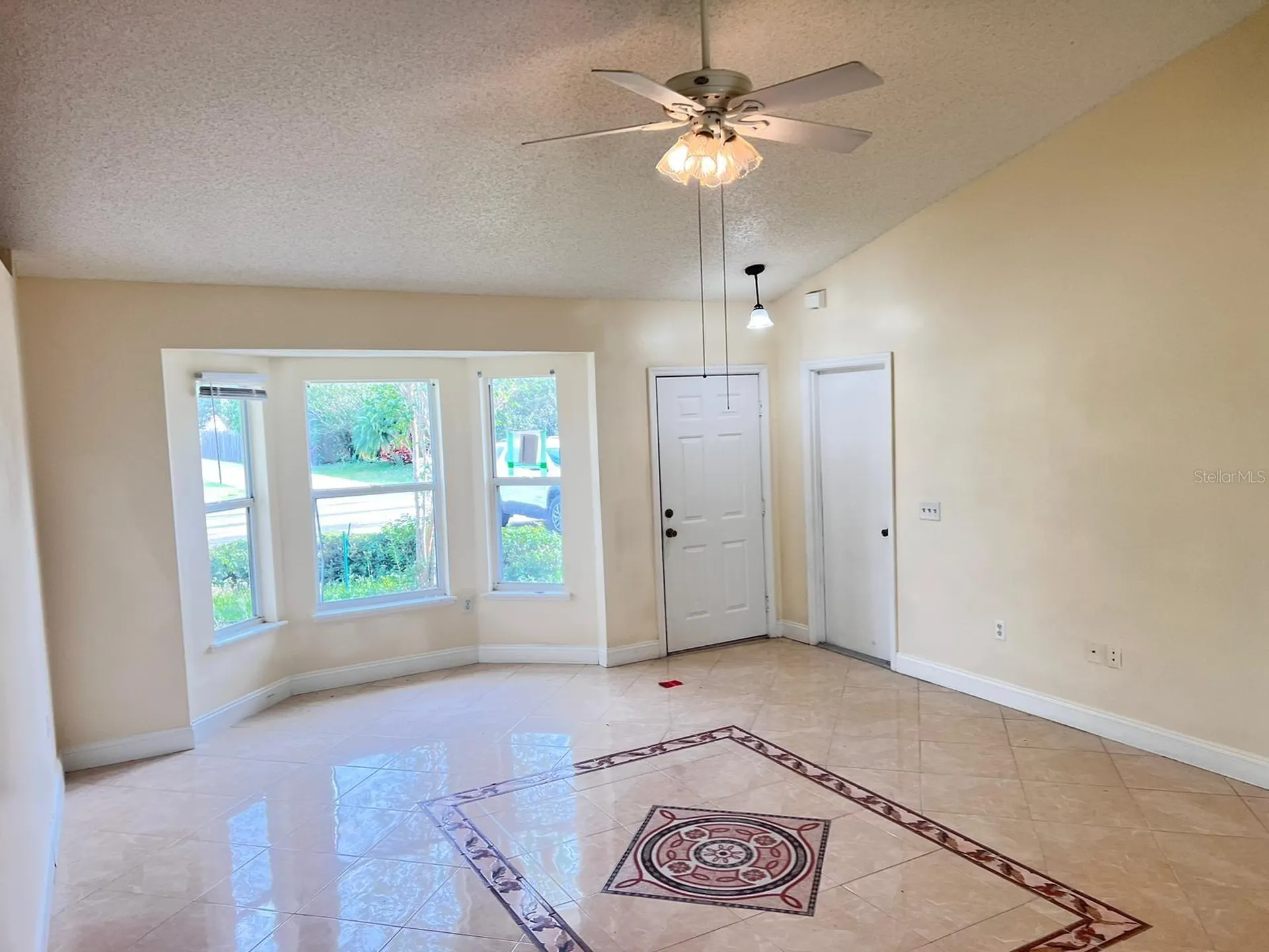 961 Derbyshire Drive Kissimmee FL 34758