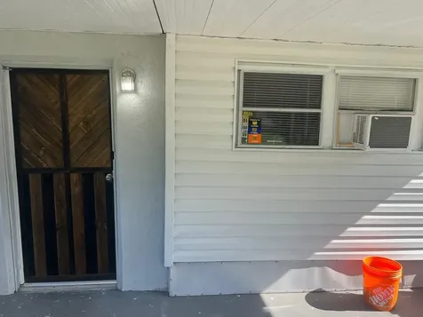 20456 SE 140th Street Umatilla FL 32784