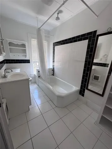12 West Orange Tarpon Springs FL 34689