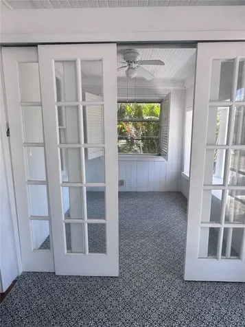 12 West Orange Tarpon Springs FL 34689