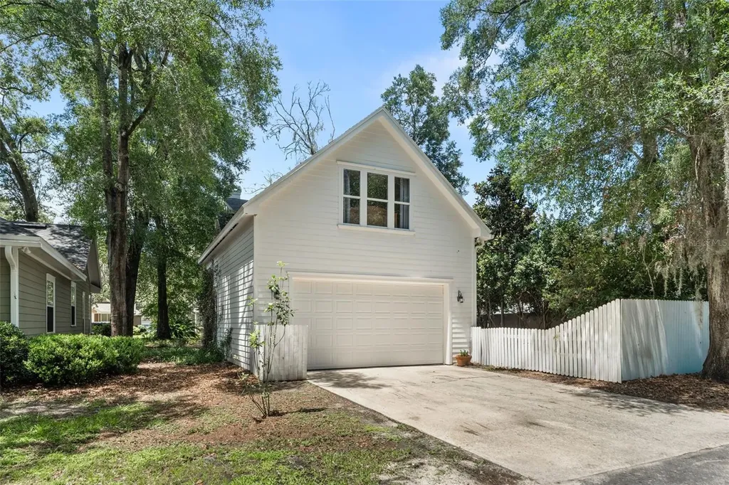 13207 SW 2nd Avenue Newberry FL 32669