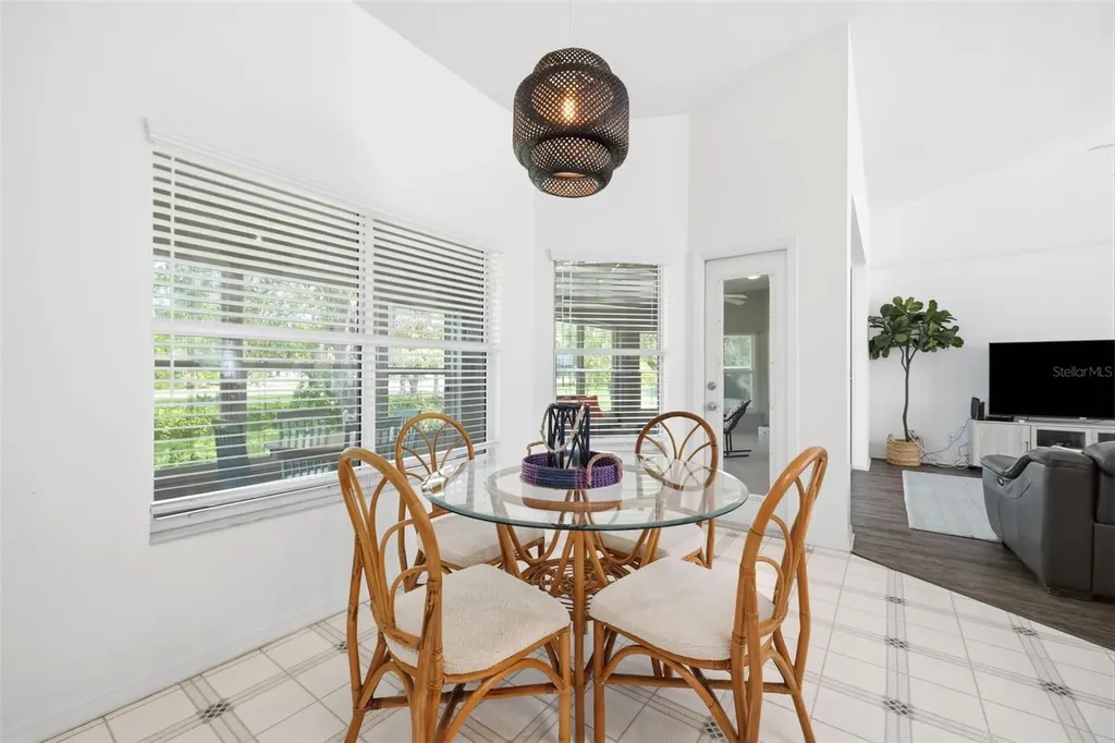 240 N Country Club Drive Crystal River FL 34429