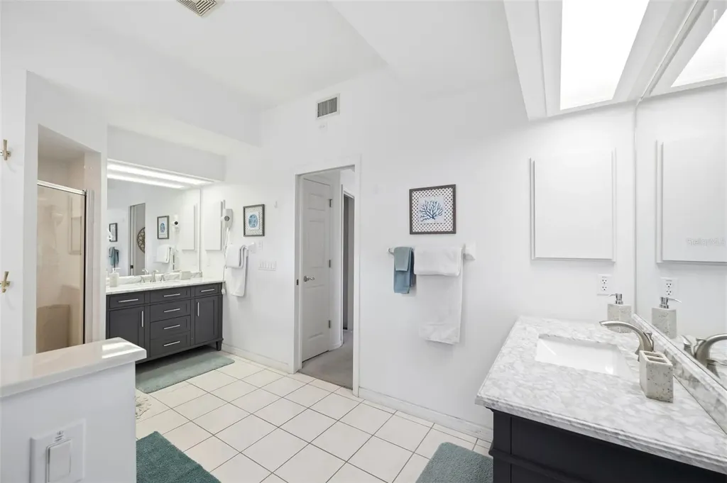 240 N Country Club Drive Crystal River FL 34429