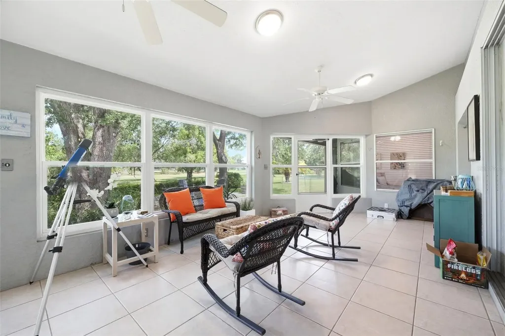 240 N Country Club Drive Crystal River FL 34429