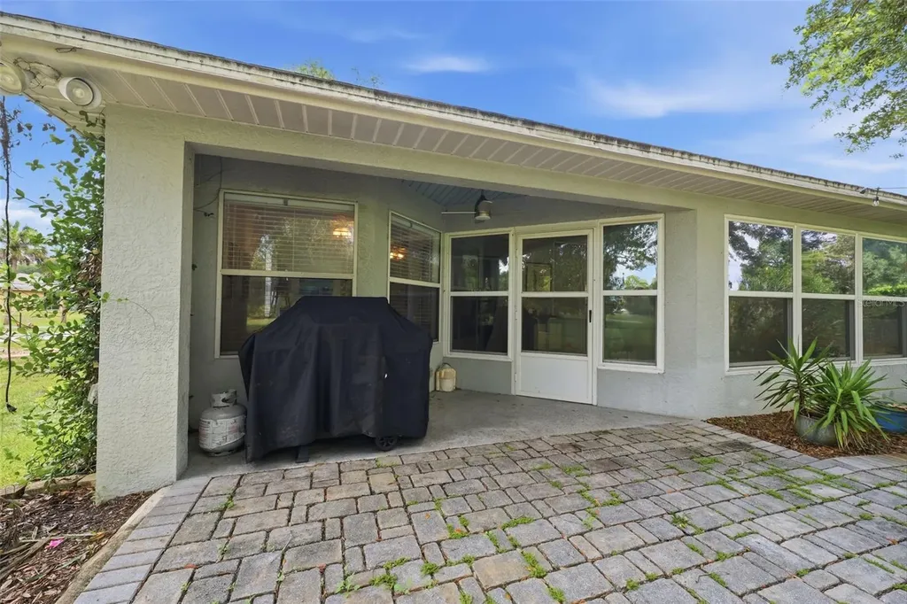 240 N Country Club Drive Crystal River FL 34429