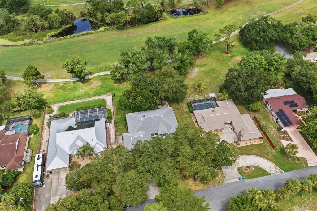 240 N Country Club Drive Crystal River FL 34429