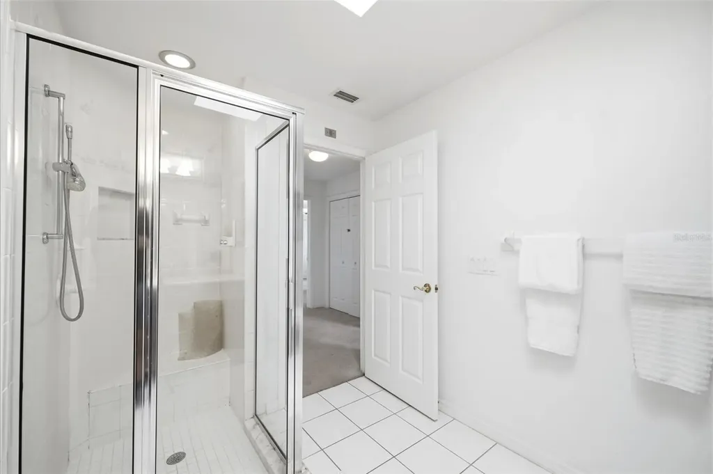 240 N Country Club Drive Crystal River FL 34429