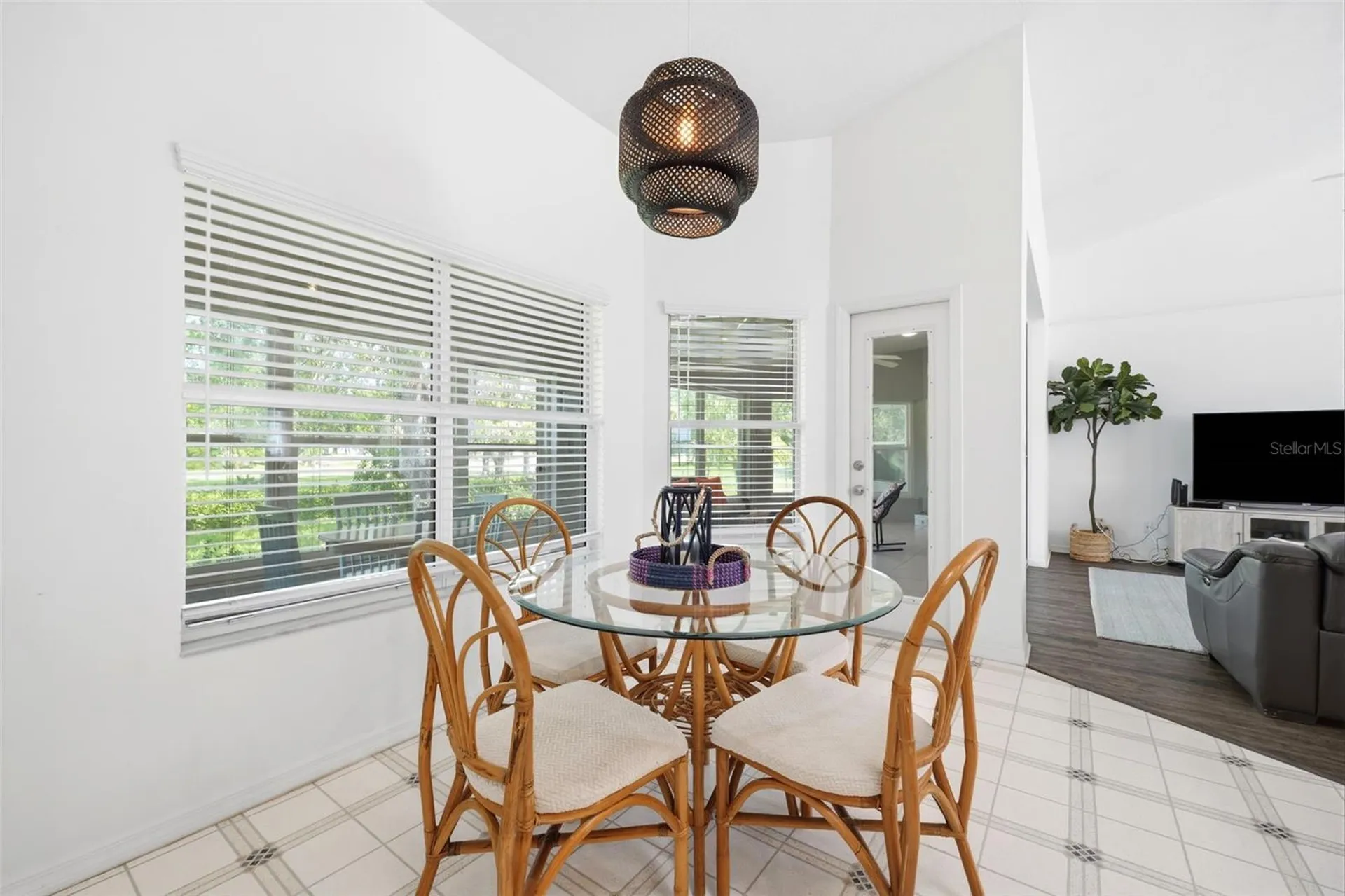 240 N Country Club Drive Crystal River FL 34429