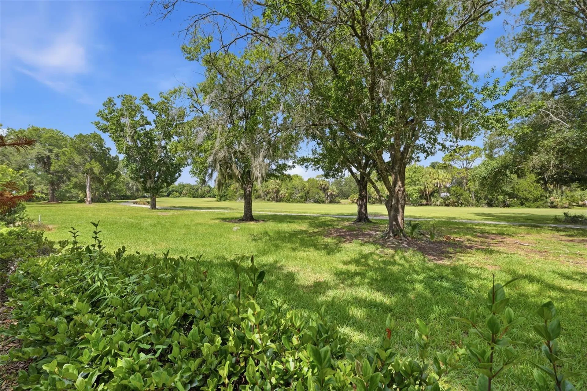 240 N Country Club Drive Crystal River FL 34429