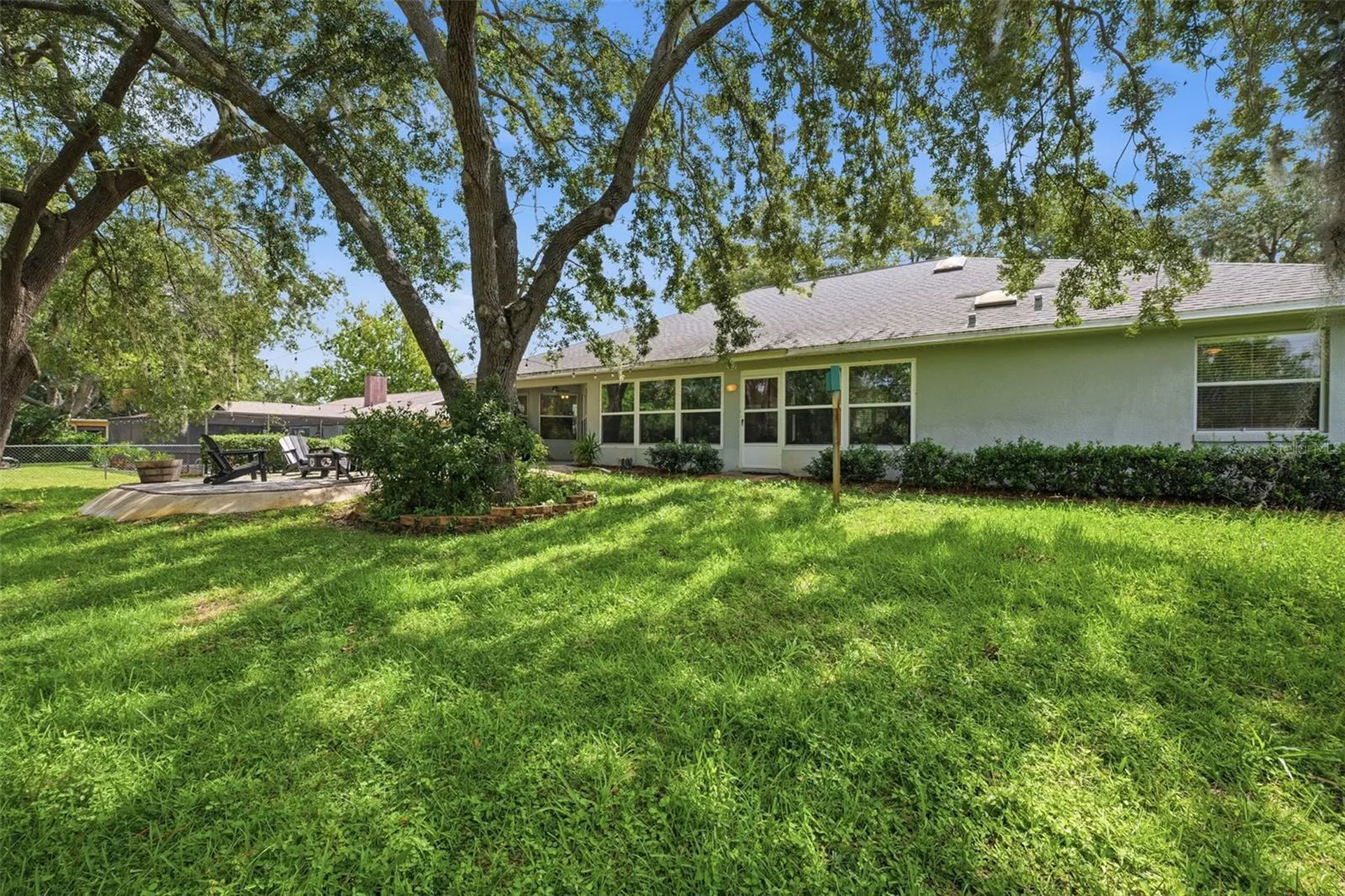 240 N Country Club Drive Crystal River FL 34429