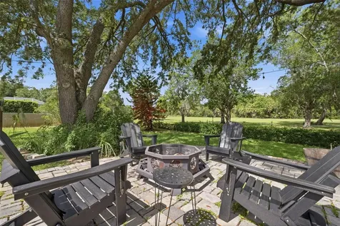 240 N Country Club Drive Crystal River FL 34429