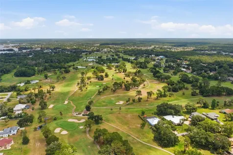 240 N Country Club Drive Crystal River FL 34429