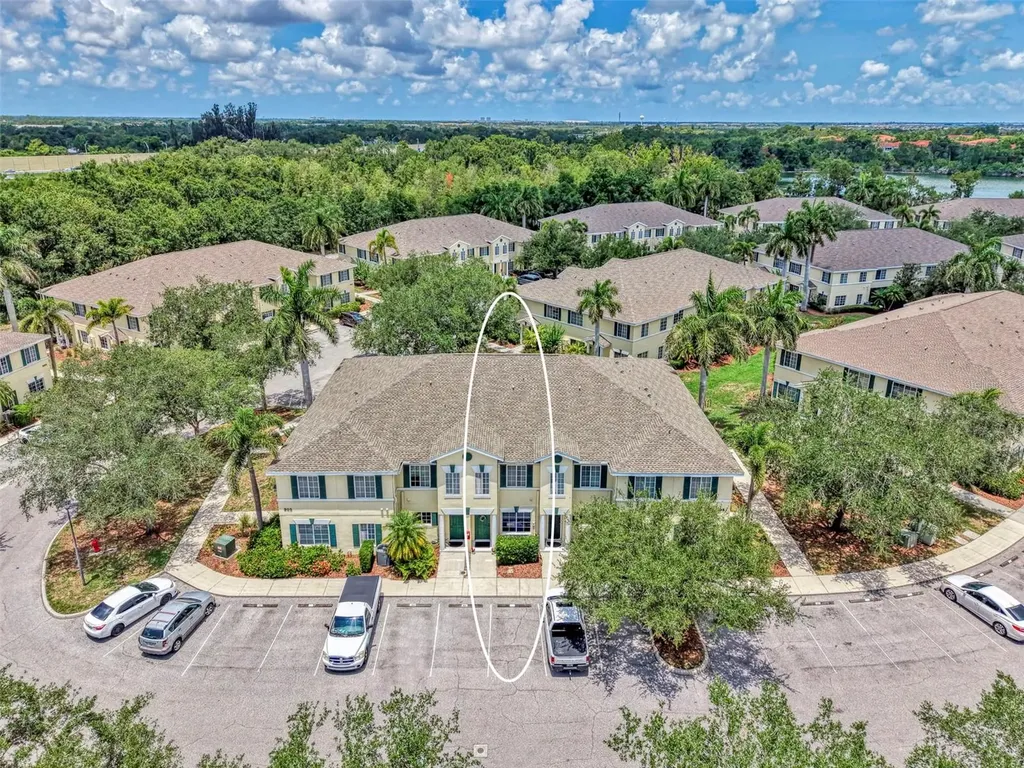 305 Cape Harbour Loop Bradenton FL 34212