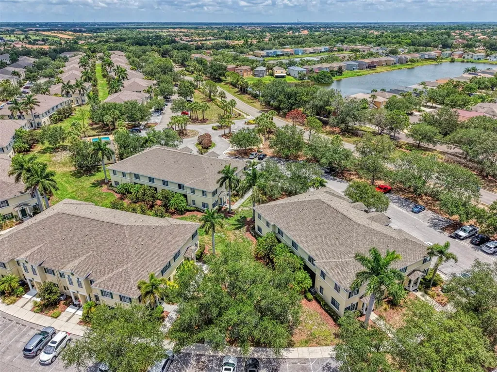 305 Cape Harbour Loop Bradenton FL 34212