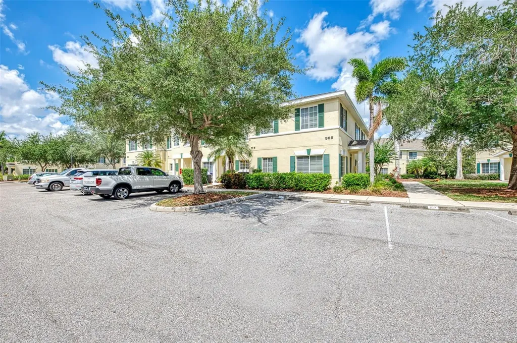305 Cape Harbour Loop Bradenton FL 34212