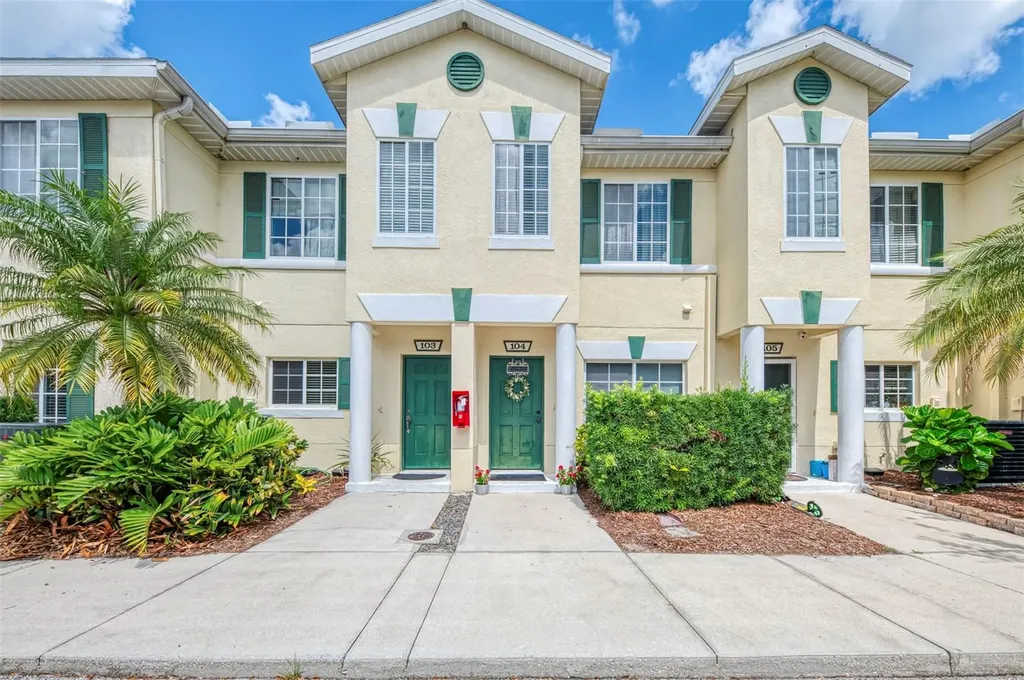 305 Cape Harbour Loop Bradenton FL 34212