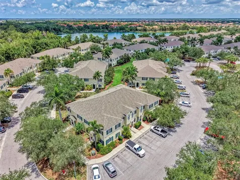 305 Cape Harbour Loop Bradenton FL 34212