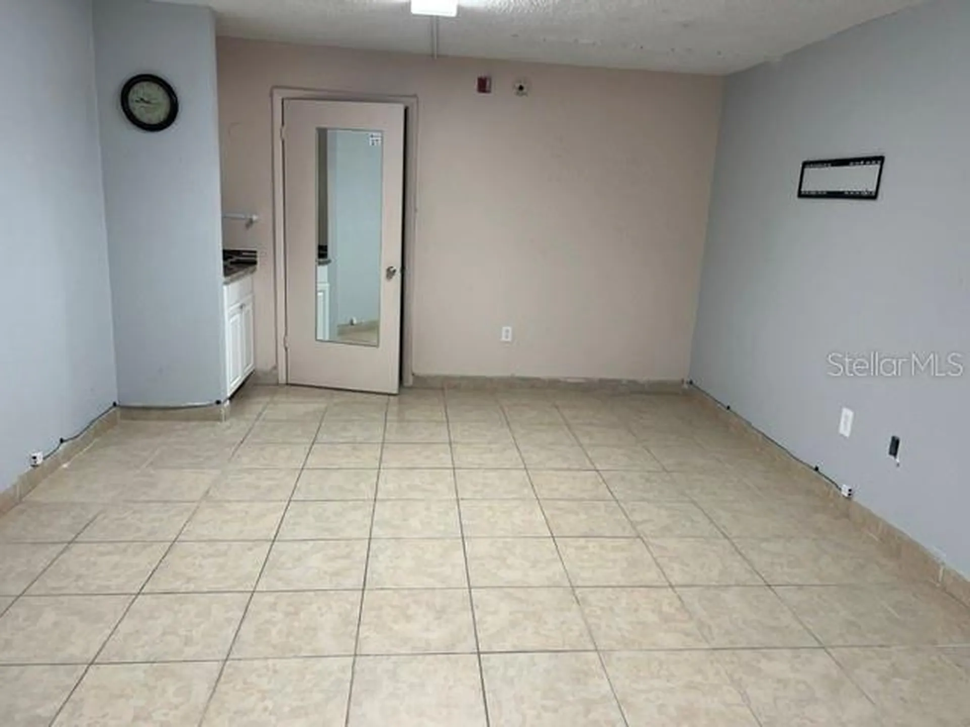 8421 S Orange Blossom Trail Orlando FL 32809