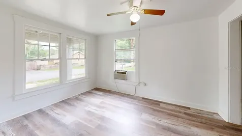 738 Wood Street Deland FL 32724