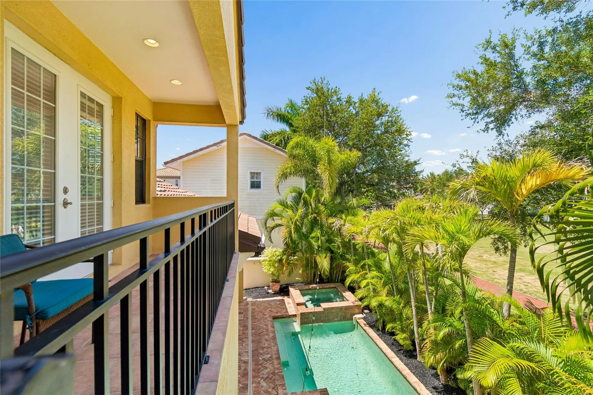6009 Yeats Manor Drive Tampa FL 33616