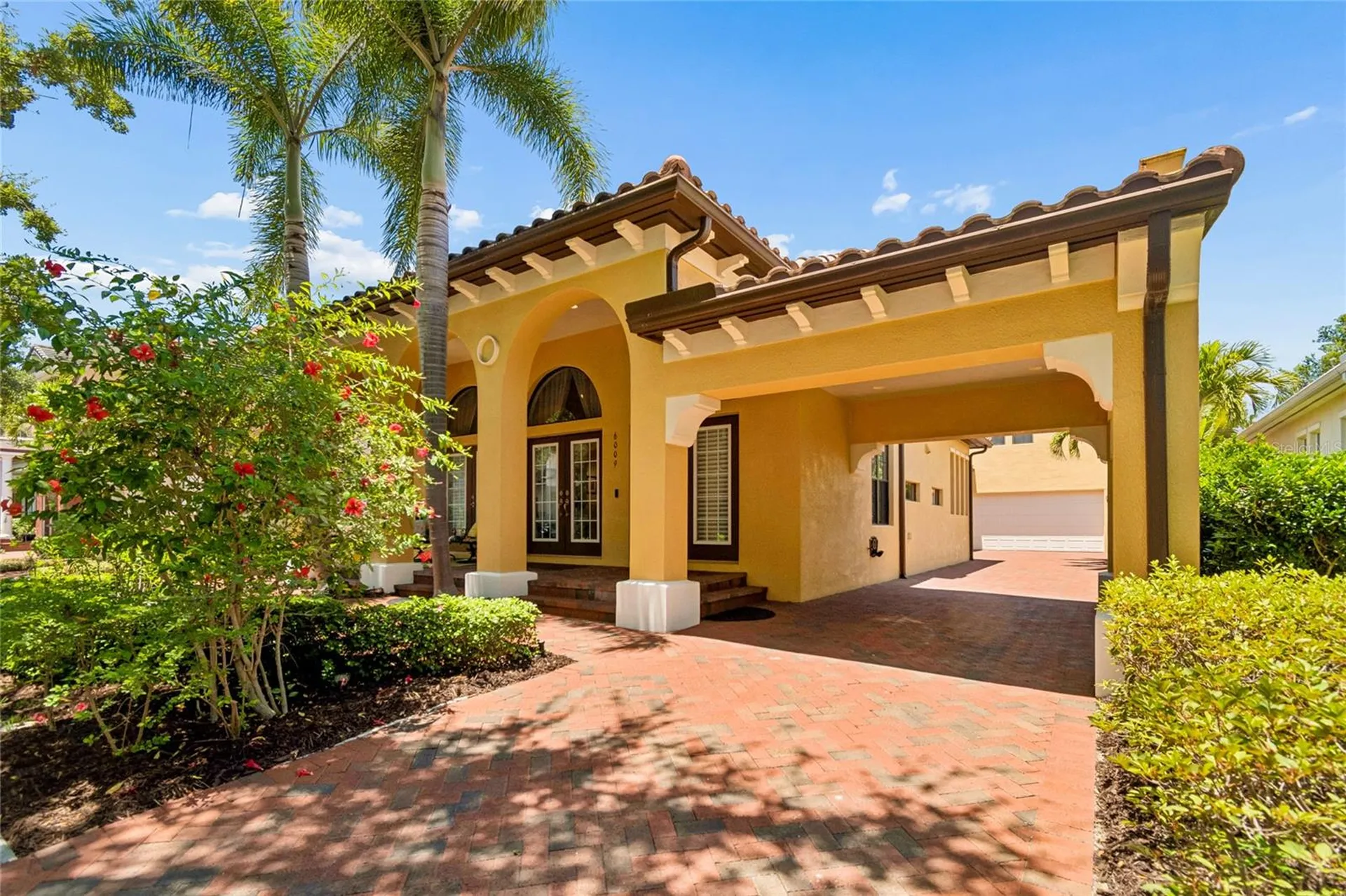 6009 Yeats Manor Drive Tampa FL 33616
