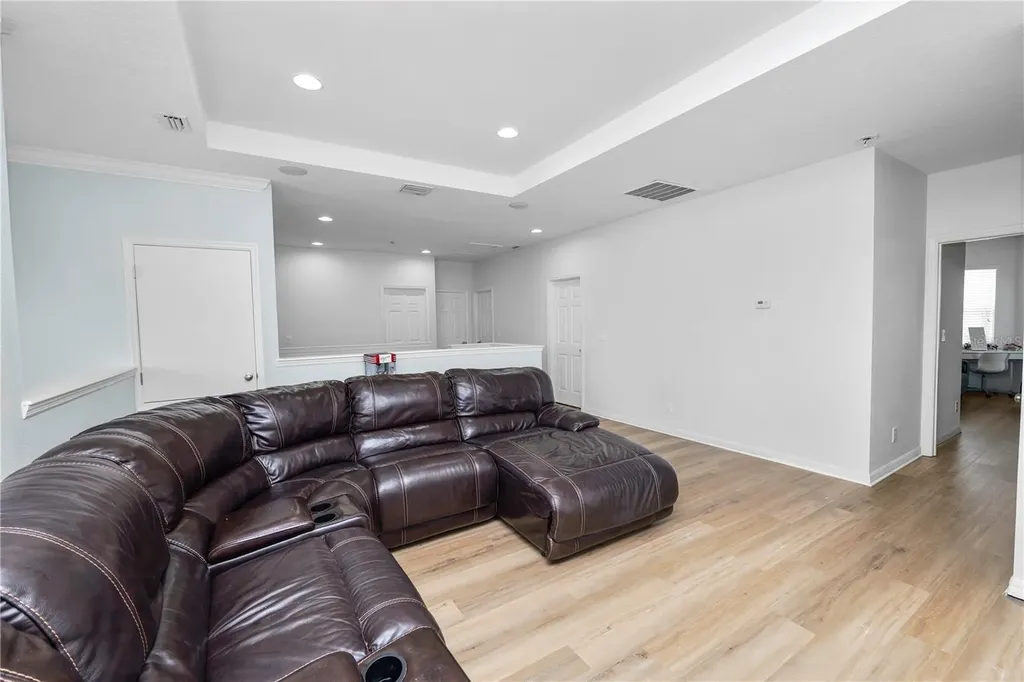 8775 Sentiero Drive Land O Lakes FL 34637