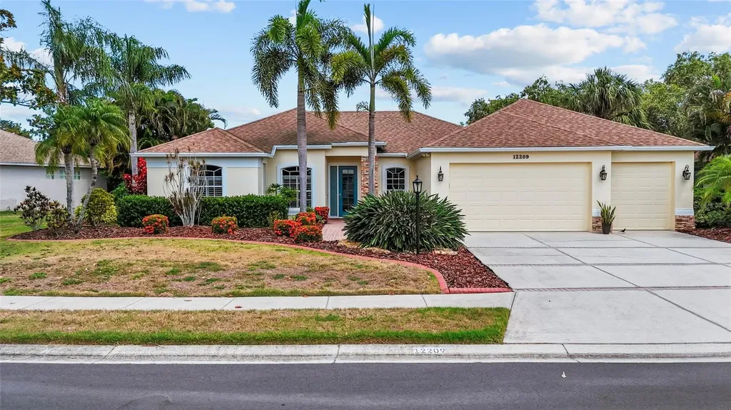 12209 Clubhouse Drive Lakewood Ranch FL 34202