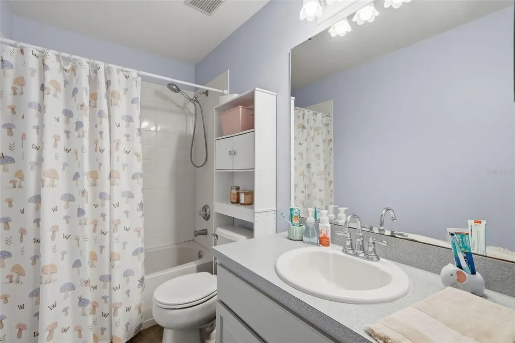 2213 Lange Street Kissimmee FL 34744