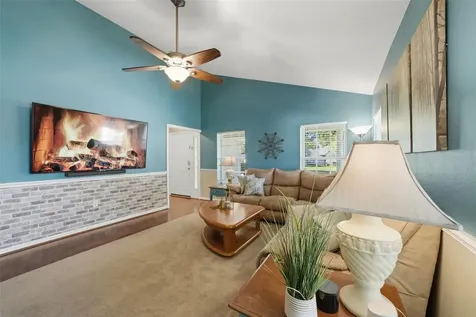 2213 Lange Street Kissimmee FL 34744