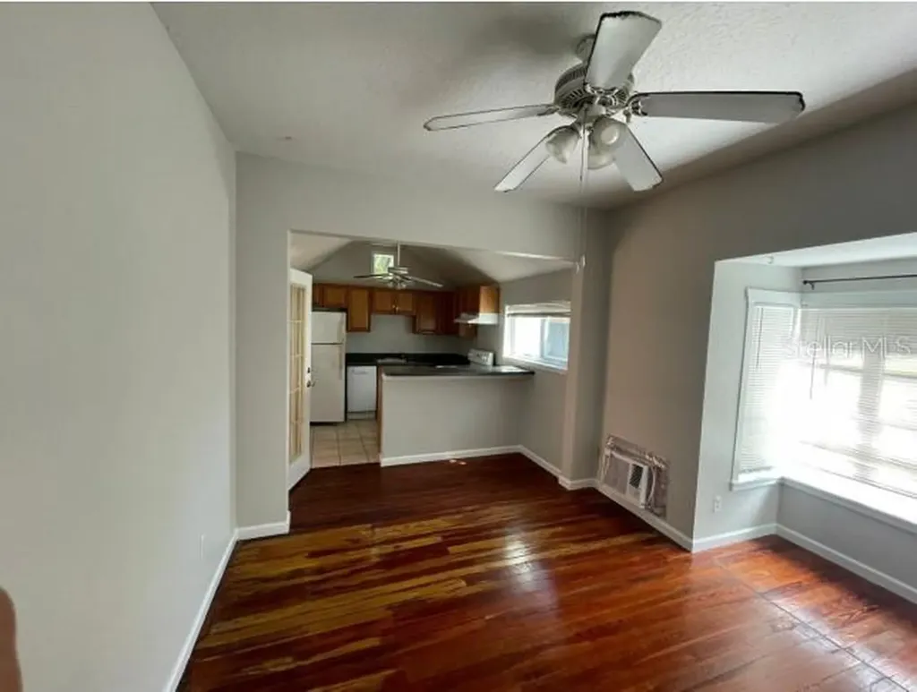255 6th Avenue N St Petersburg FL 33701