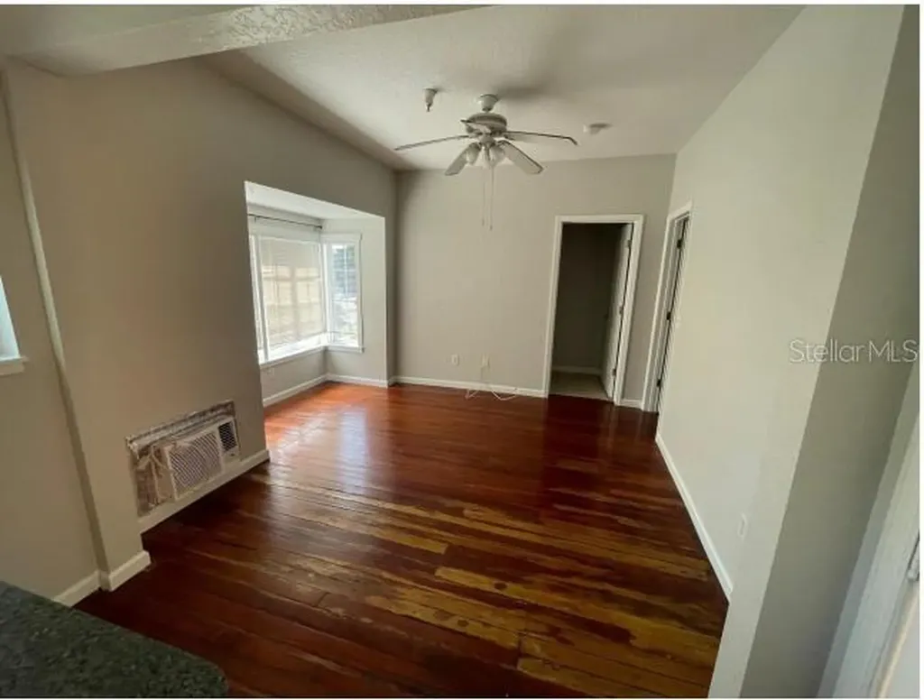 255 6th Avenue N St Petersburg FL 33701