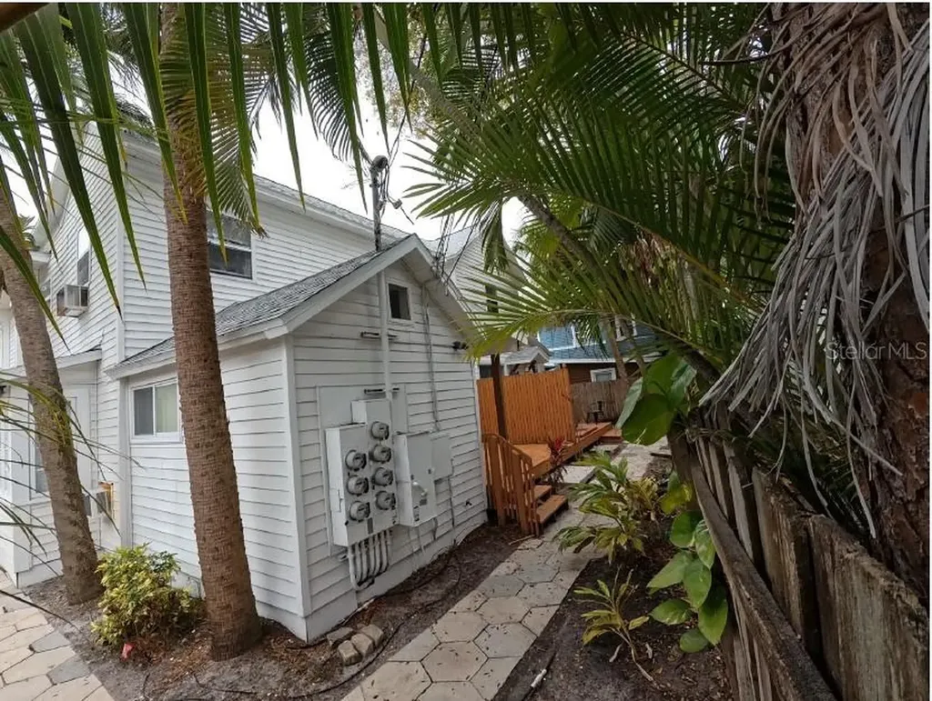 255 6th Avenue N St Petersburg FL 33701
