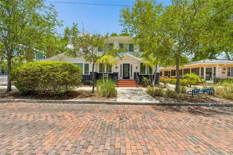 255 6th Avenue N St Petersburg FL 33701