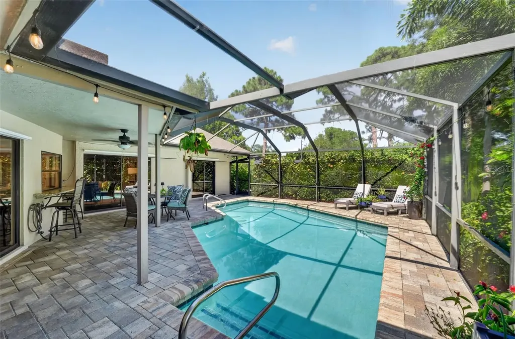3935 Country View Lane Sarasota FL 34233