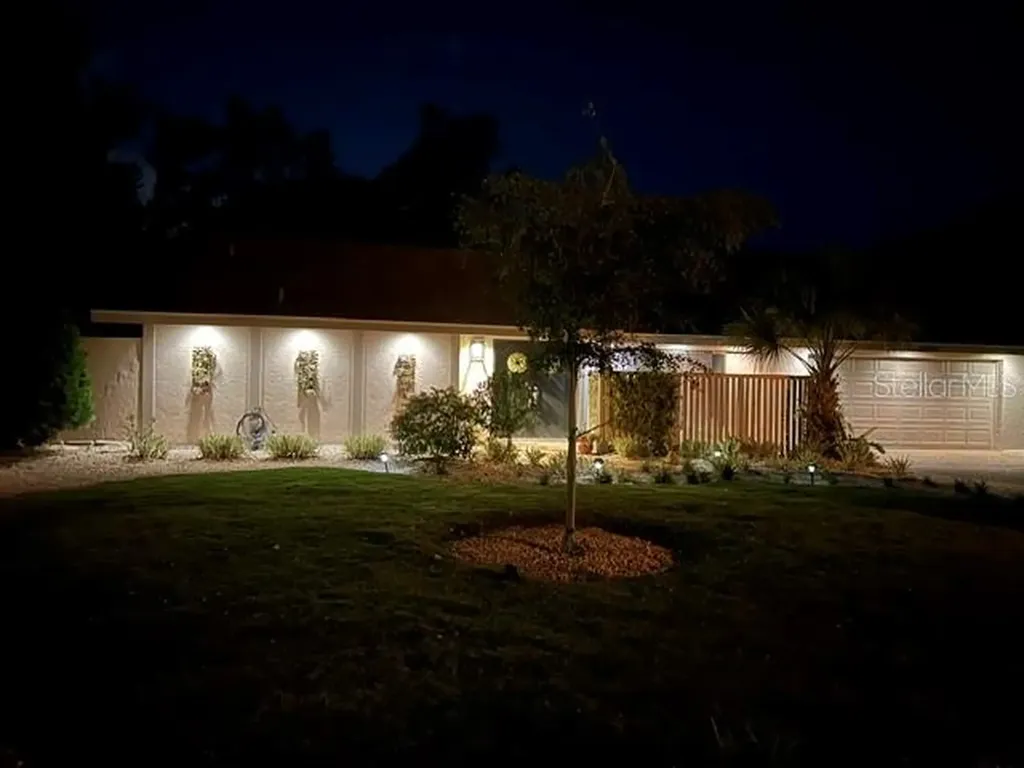3935 Country View Lane Sarasota FL 34233