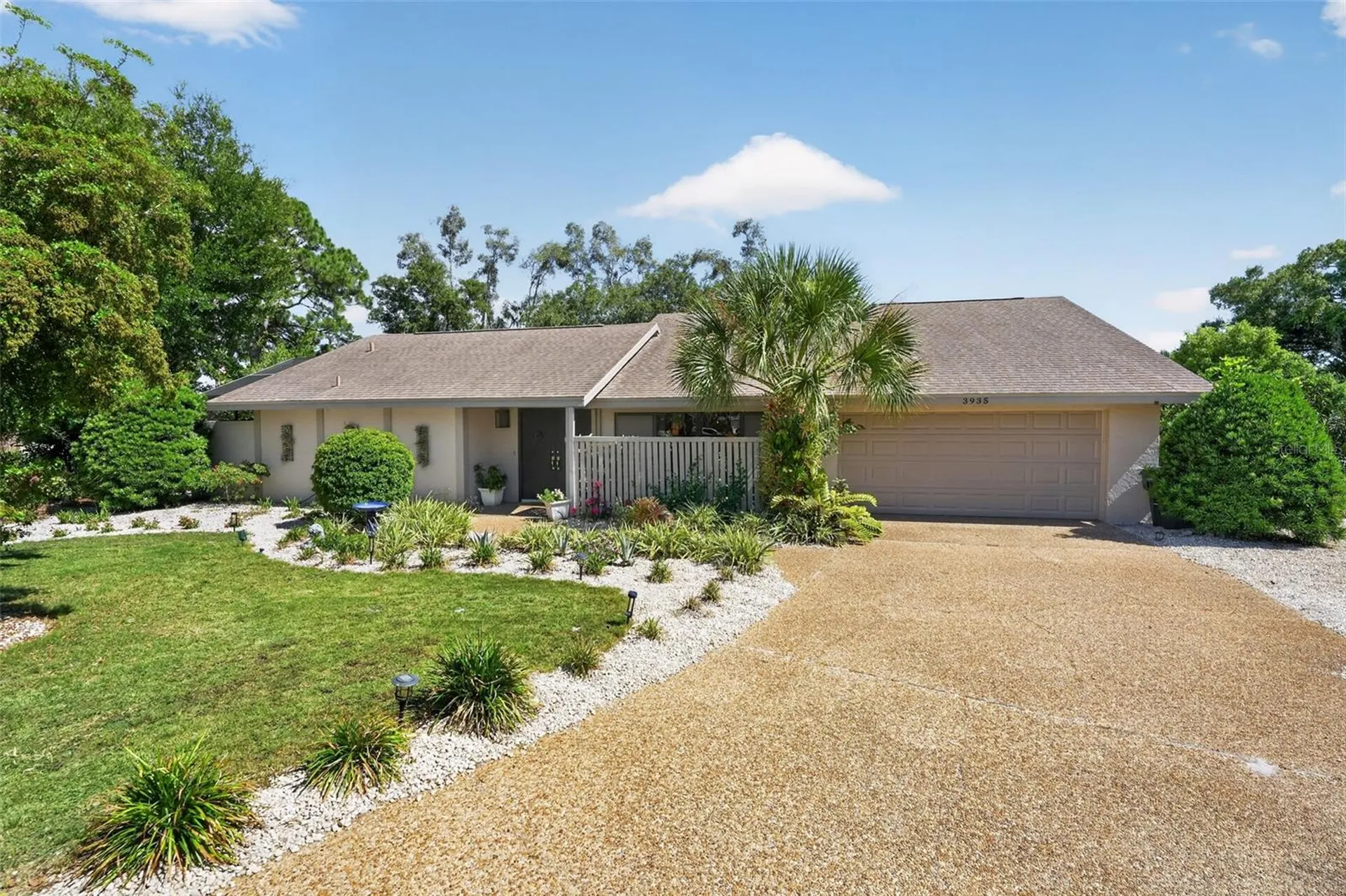 3935 Country View Lane Sarasota FL 34233