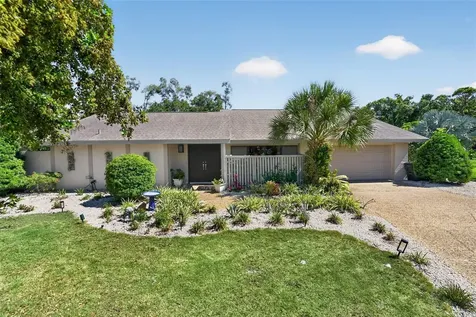 3935 Country View Lane Sarasota FL 34233