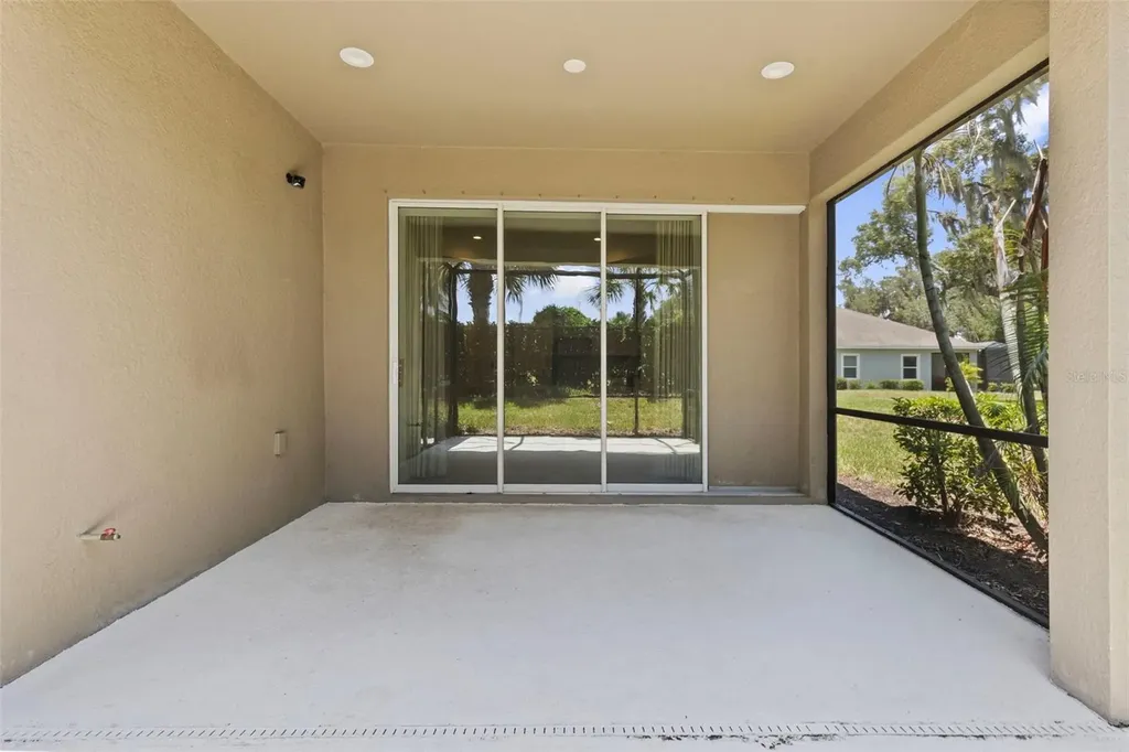 13506 Circa Crossing Drive Lithia FL 33547